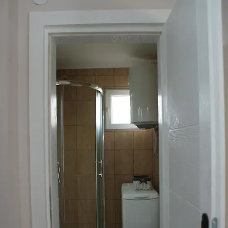 Semesterbostad Djordjevic *